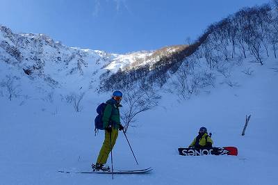 小遠見山東面下部にて 山スキー バックカントリー