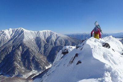焼岳北峰南尾根を登攀 上堀沢 滑降 山スキー バックカントリー