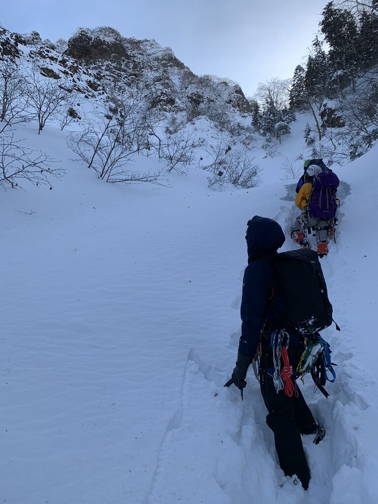 八ヶ岳連峰 横岳西壁 石尊稜 厳冬期アルパインクライミング IMG_2283