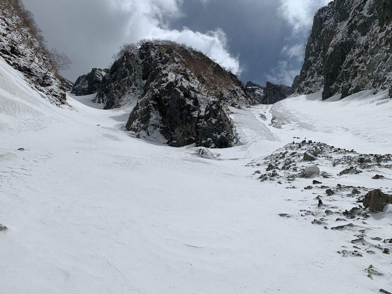 穂高岳 バックカントリー、山スキー、残雪期アルパインクライミング IMG_4495