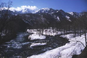 北ノ又川と荒沢岳 越後駒ヶ岳 山スキー バックカントリー