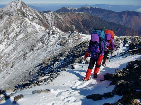 白峰三山 登山 ３千メートルの稜線