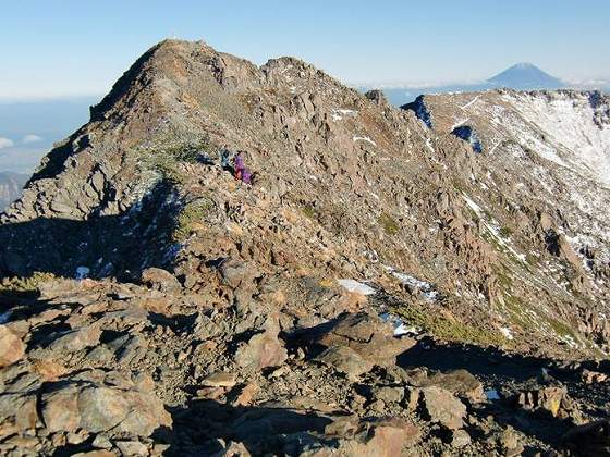 白峰三山 登山 三座目　農鳥