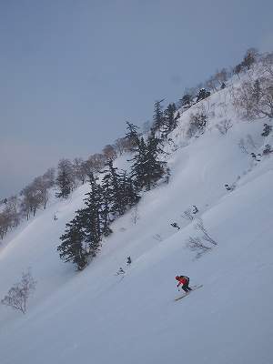 三方崩山 弓ヶ洞谷左俣 スキー滑降